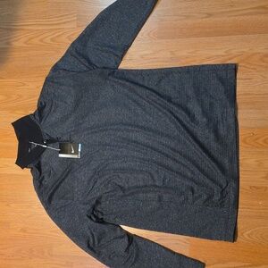 *NEW* Nike Men's Black golf Shirt